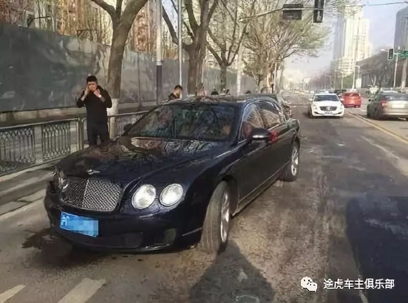 张本智和的独特庆祝，融合姆巴佩与贝林庆典动作的独特诠释