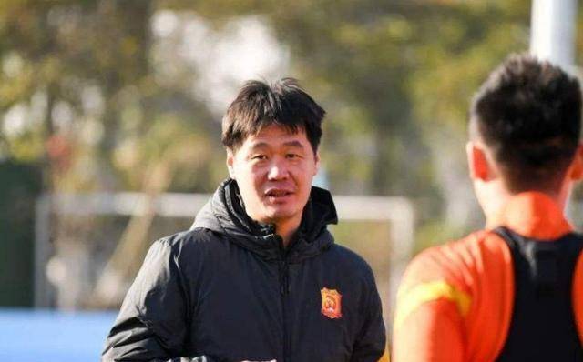 国足主帅，我们肩负使命，不是来玩的